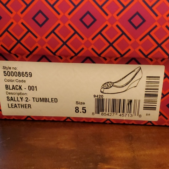 Shoes - Picture 2 of 5